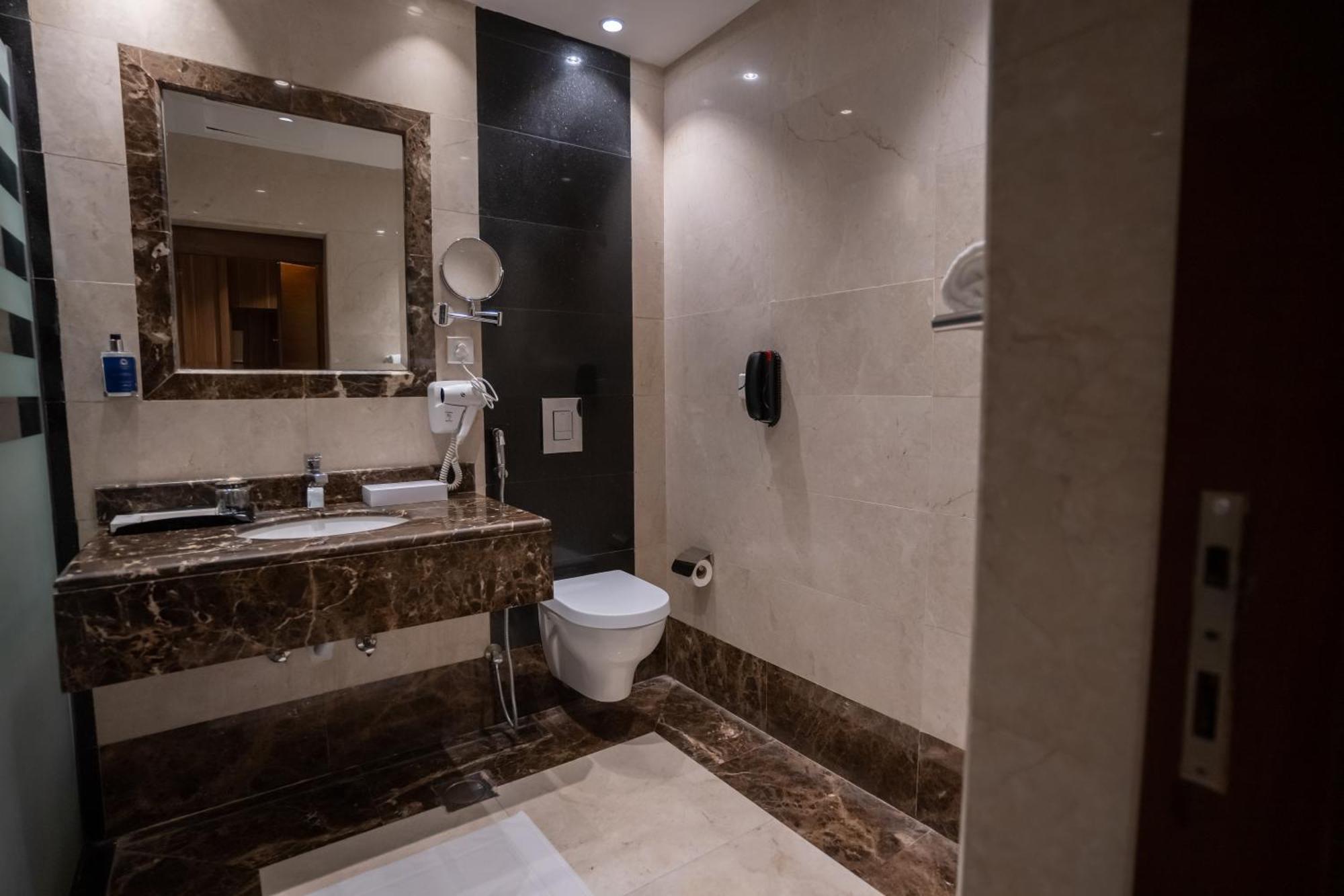 Rosemond Al Hamra Hotel Djedda Buitenkant foto